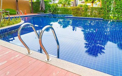 Normas de uso y horarios en piscinas comunitarias